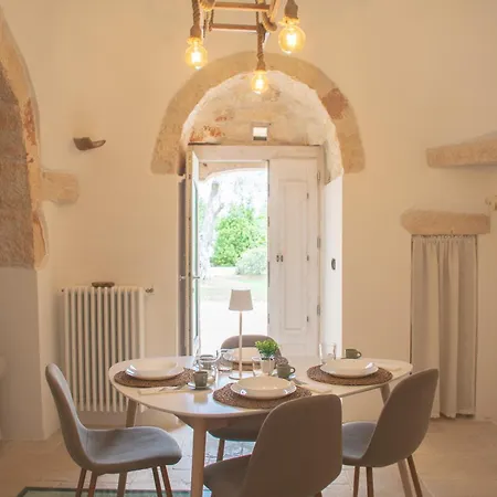 בית נופש La Nicchia Trullo Ostuni - Garden, Bikes & Bbq אוסטוני