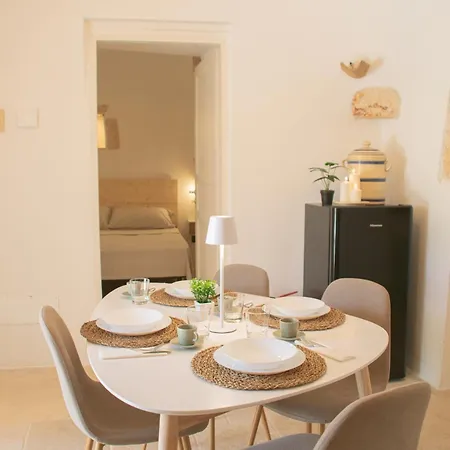 בית נופש La Nicchia Trullo Ostuni - Garden, Bikes & Bbq