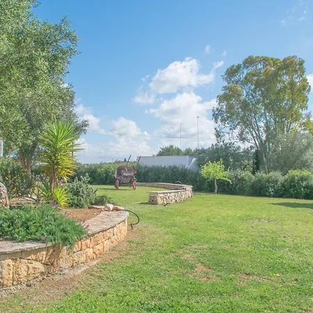בית נופש La Nicchia Trullo Ostuni - Garden, Bikes & Bbq אוסטוני