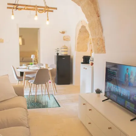 Ad Un Passo Da - Trullo Con Giardino, Bici E Bbq 펜션 *