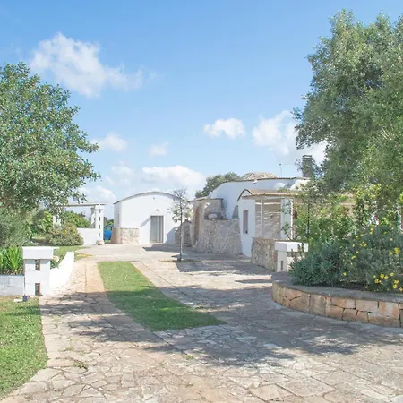 Ad Un Passo Da - Trullo Con Giardino, Camino E Bbq *