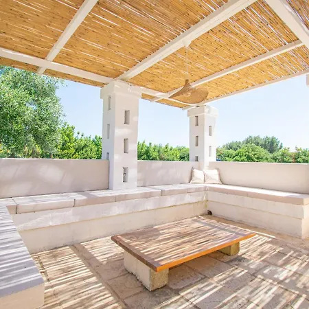 Dolcevita - Trullo With Garden, Bikes & Bbq Tatil Evi