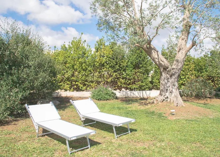 בית נופש Ad Un Passo Da - Trullo Con Giardino, Bici E Bbq אוסטוני
